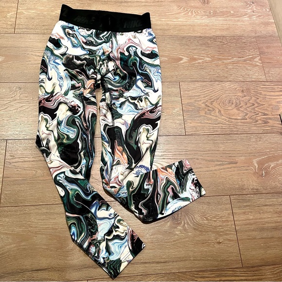 Nike Yoga Marble-printed , high rise leggings ,Sz S - Picture 3 of 9